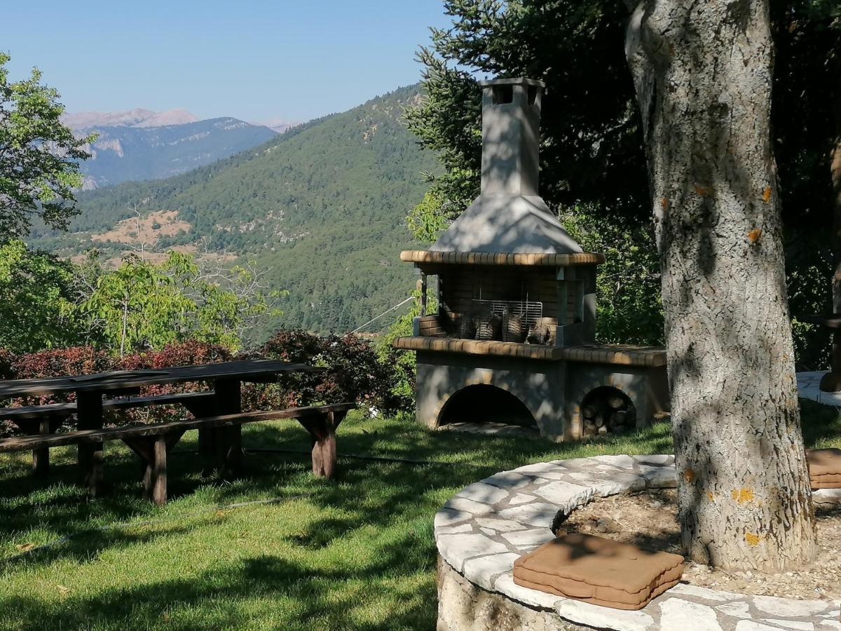 Ξενώνας Το Πατρικό Karya Buitenkant foto