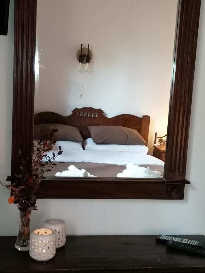 Ξενώνας Το Πατρικό Karya Buitenkant foto